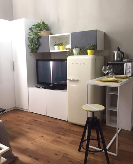 Room114 - Studio Apartment Near The Center Флоренция Екстериор снимка