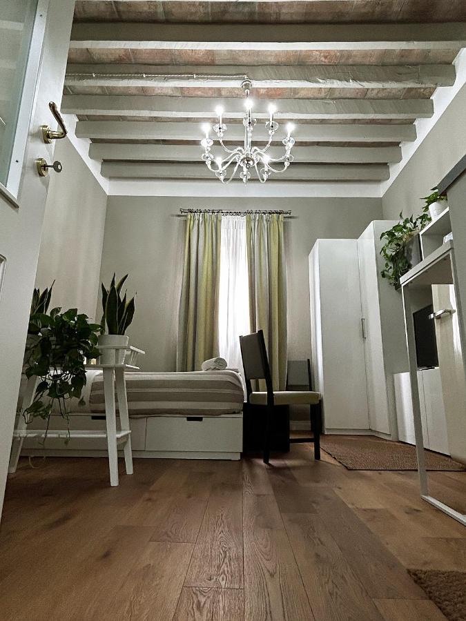 Room114 - Studio Apartment Near The Center Флоренция Екстериор снимка